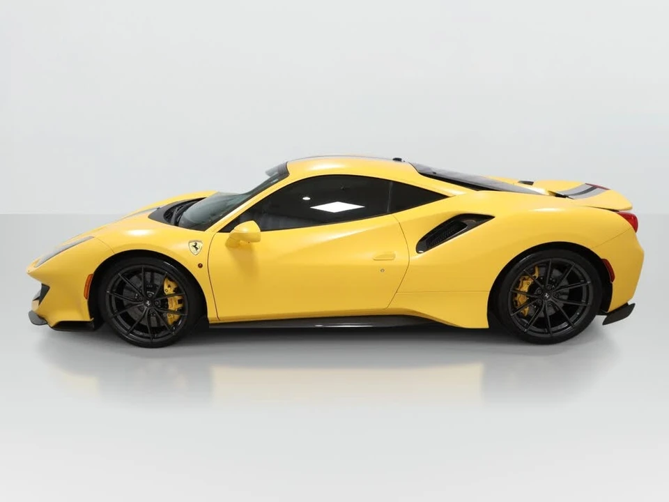 2019 Ferrari 488 Pista - Image 2 of 31