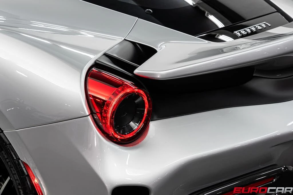 2019 Ferrari 488 Pista - Image 24 of 31
