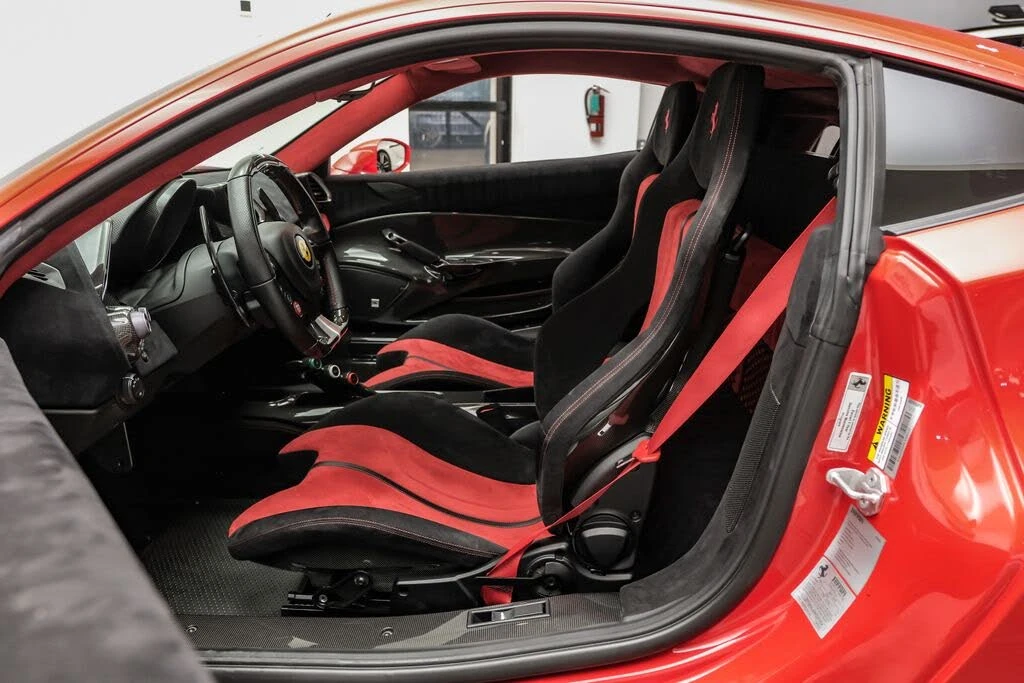 2019 Ferrari 488 Pista - Image 6 of 31