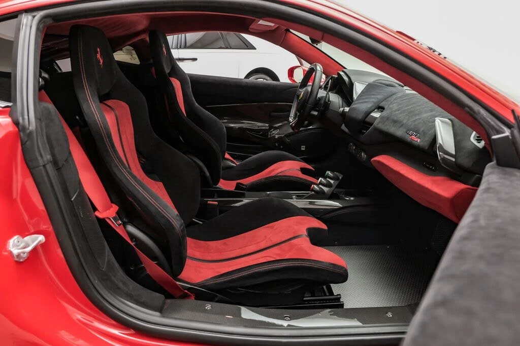 2019 Ferrari 488 Pista - Image 30 of 31
