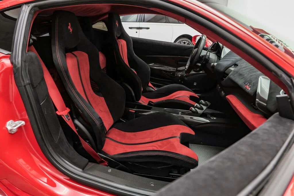 2019 Ferrari 488 Pista - Image 31 of 31