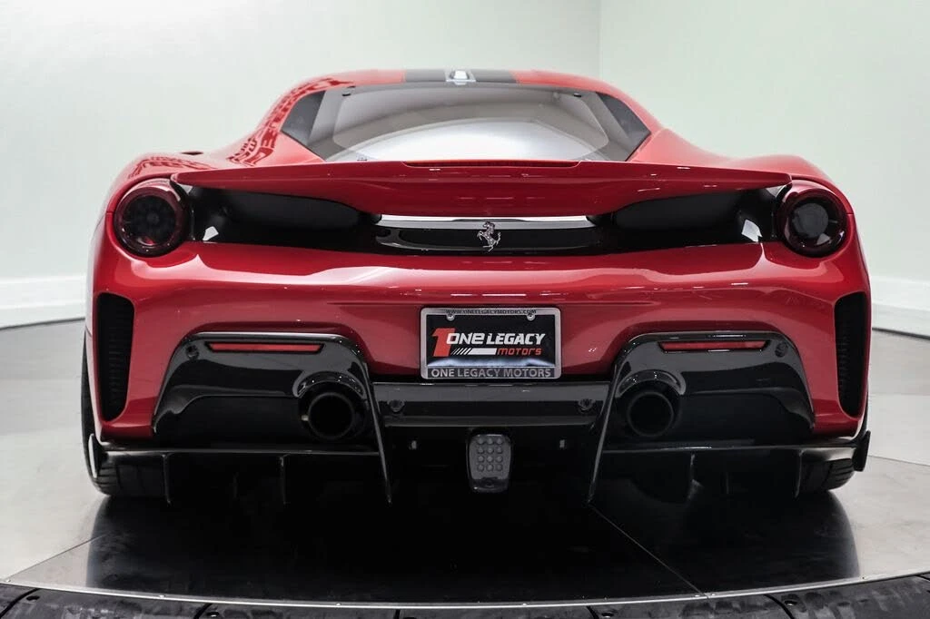 2019 Ferrari 488 Pista - Image 10 of 31