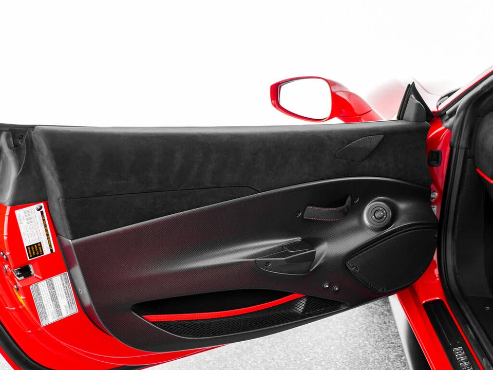 2019 Ferrari 488 Pista - Image 13 of 31