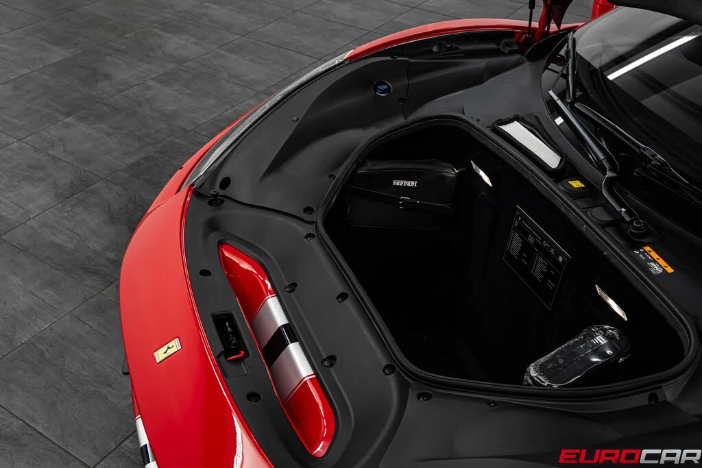 2019 Ferrari 488 Pista - Image 11 of 31