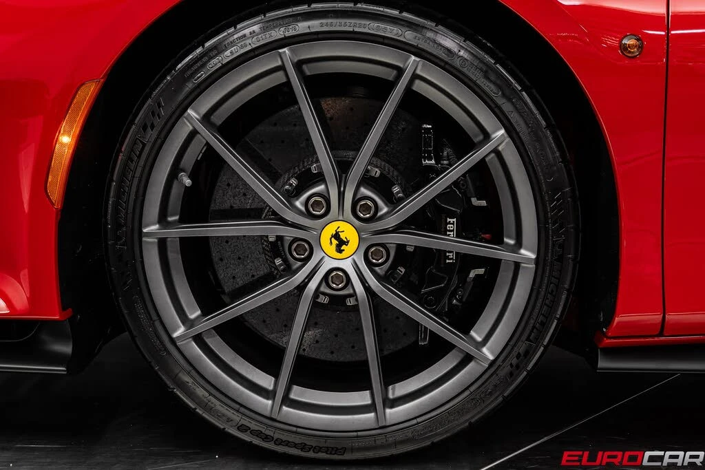 2019 Ferrari 488 Pista - Image 28 of 31