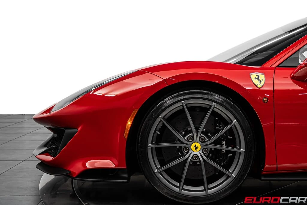 2019 Ferrari 488 Pista - Image 16 of 31
