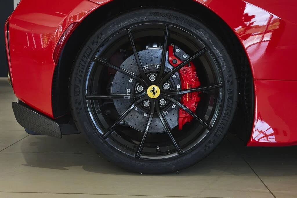 2019 Ferrari 488 Pista - Image 14 of 31