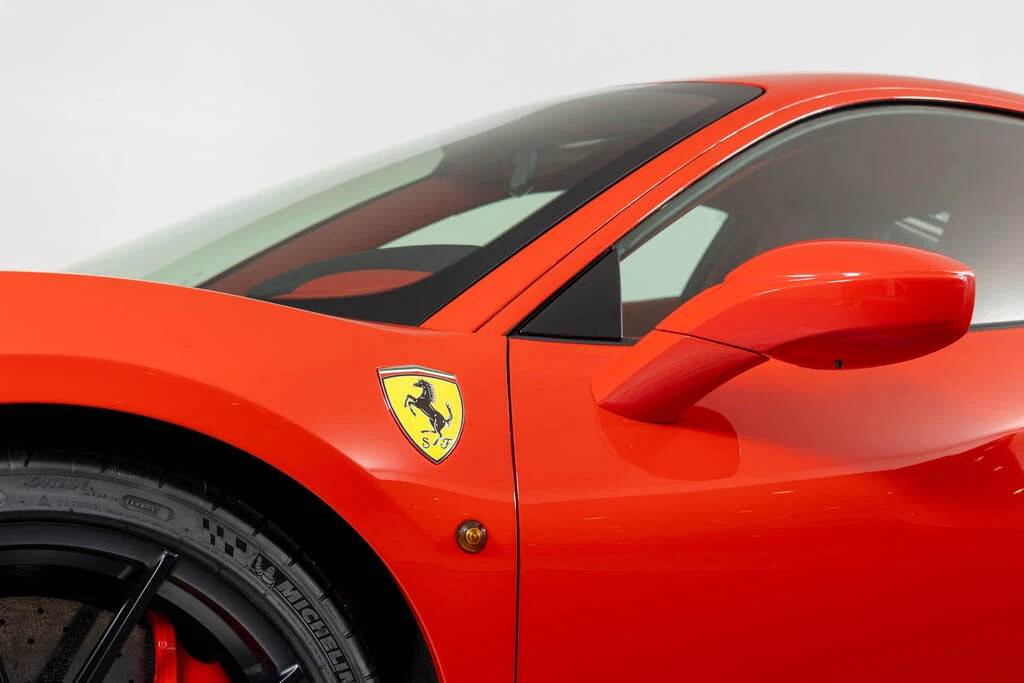 2019 Ferrari 488 Pista - Image 19 of 31