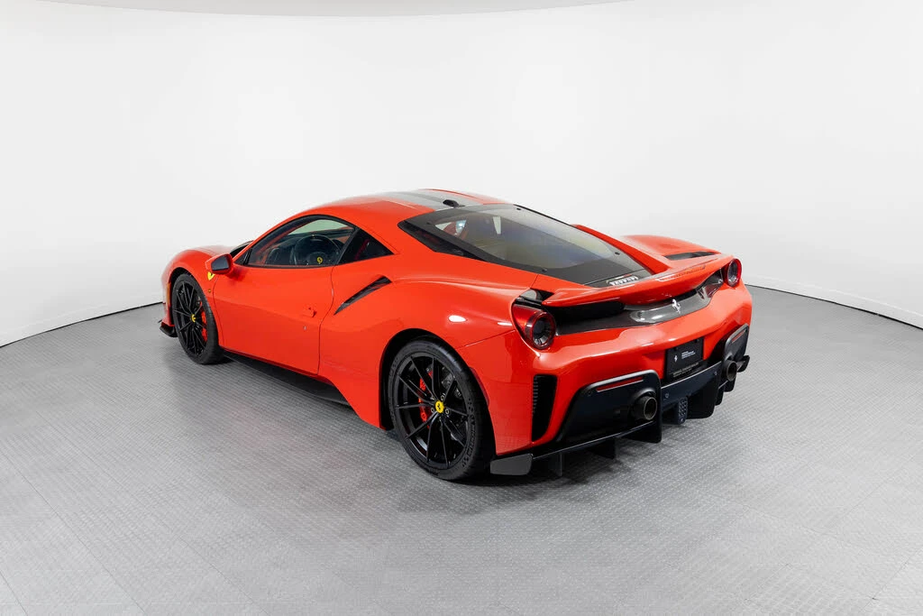 2019 Ferrari 488 Pista - Image 10 of 31