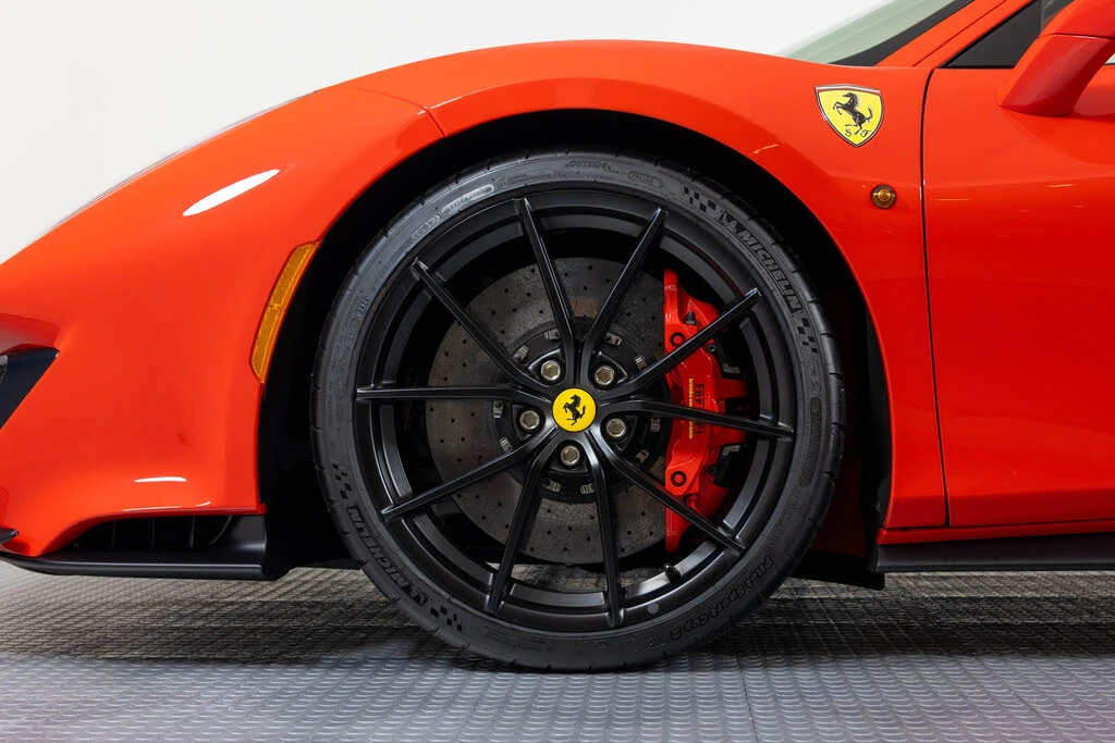 2019 Ferrari 488 Pista - Image 18 of 31