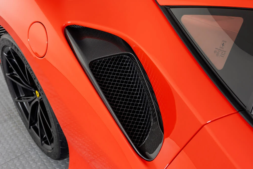 2019 Ferrari 488 Pista - Image 25 of 31