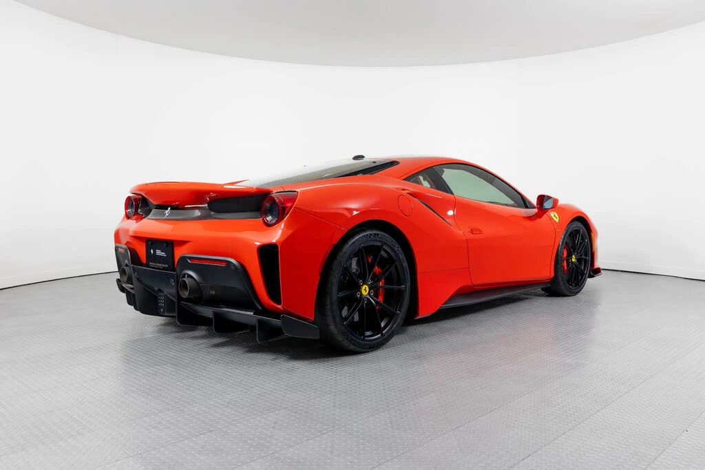 2019 Ferrari 488 Pista - Image 16 of 31