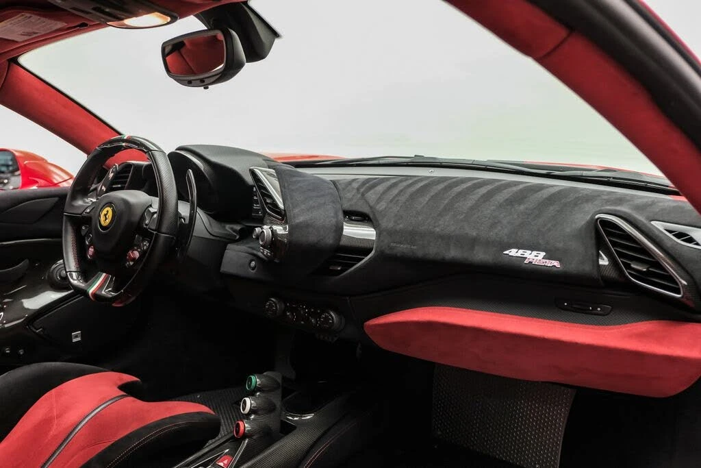 2019 Ferrari 488 Pista - Image 14 of 31