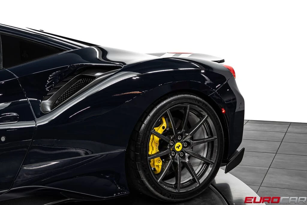 2019 Ferrari 488 Pista - Image 25 of 31