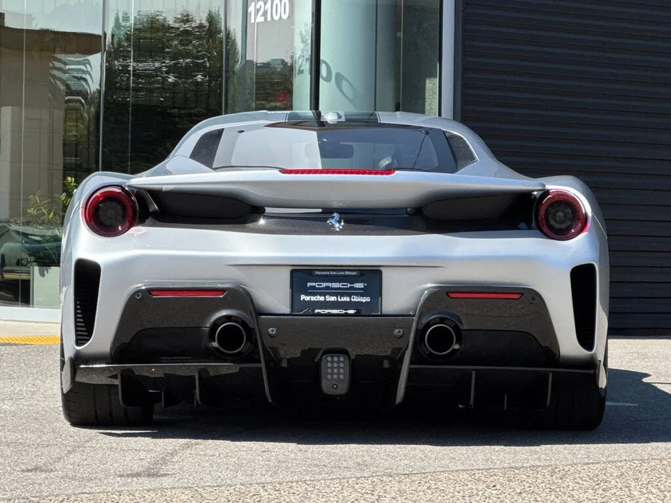 2019 Ferrari 488 Pista - Image 7 of 31