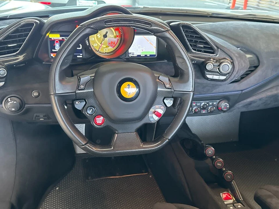 2019 Ferrari 488 Pista - Image 15 of 31