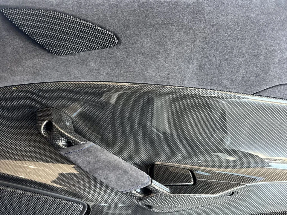 2019 Ferrari 488 Pista - Image 18 of 31