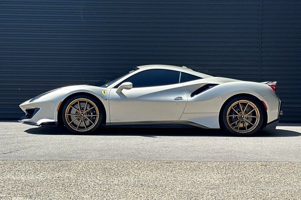 2019 Ferrari 488 Pista - Image 2 of 31