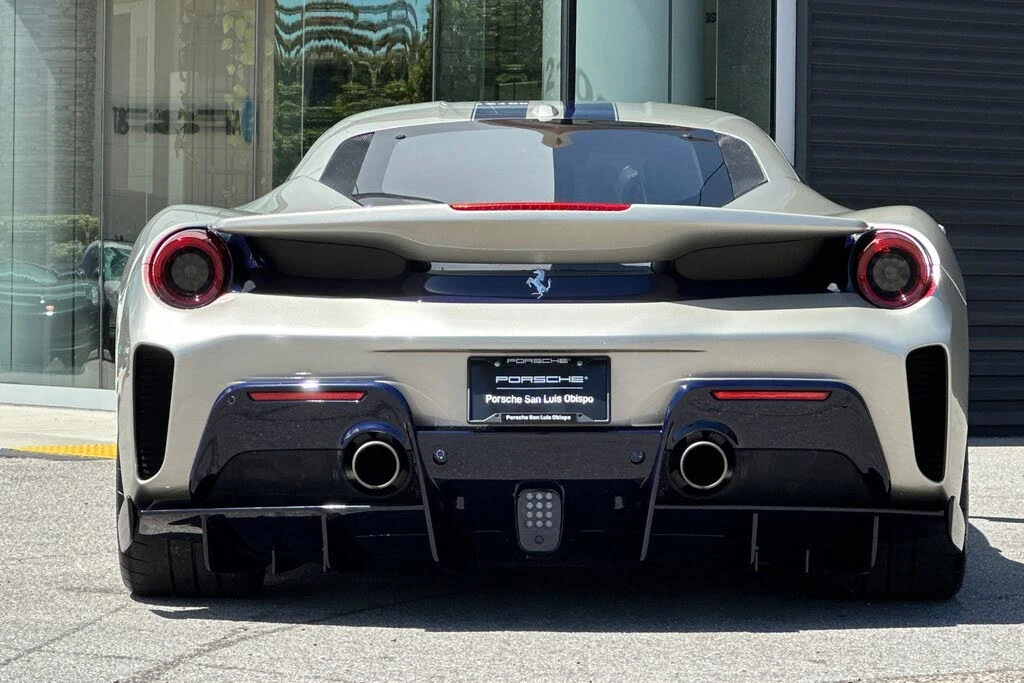 2019 Ferrari 488 Pista - Image 7 of 31