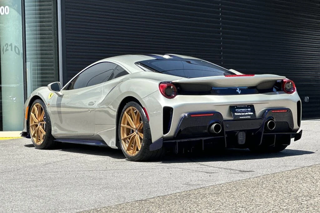 2019 Ferrari 488 Pista - Image 3 of 31