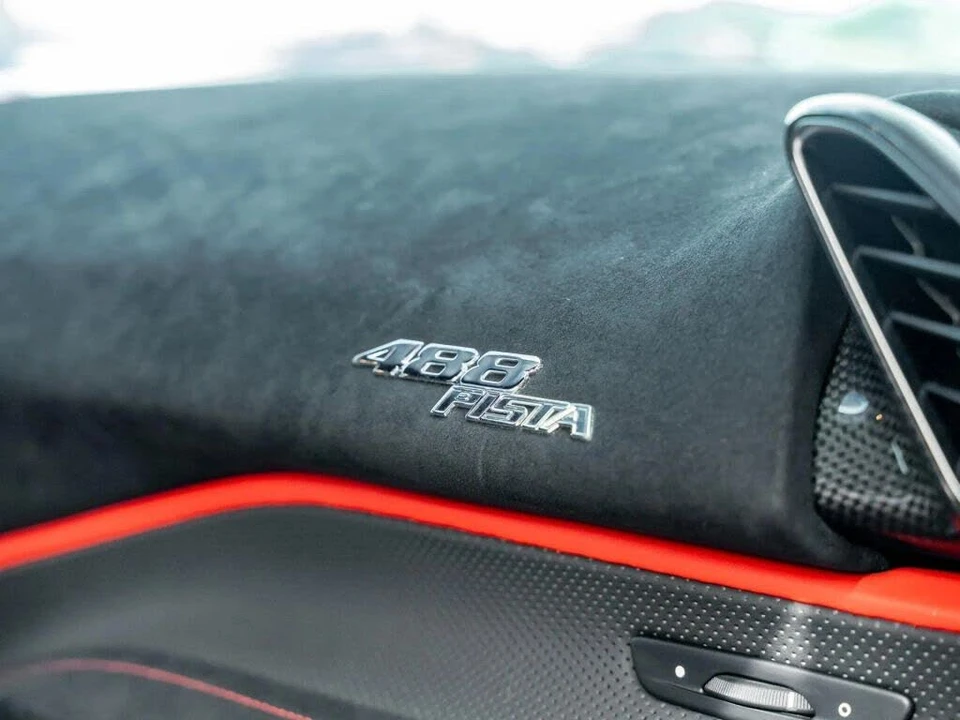 2019 Ferrari 488 Pista - Image 21 of 31