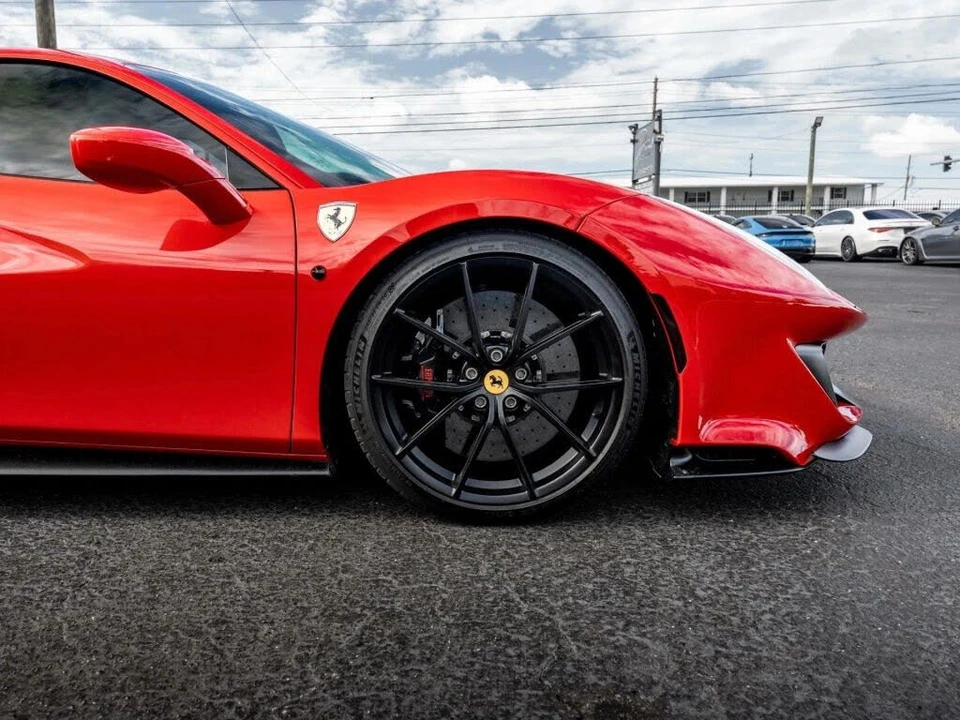 2019 Ferrari 488 Pista - Image 12 of 31