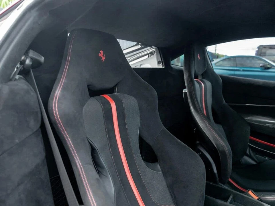 2019 Ferrari 488 Pista - Image 19 of 31