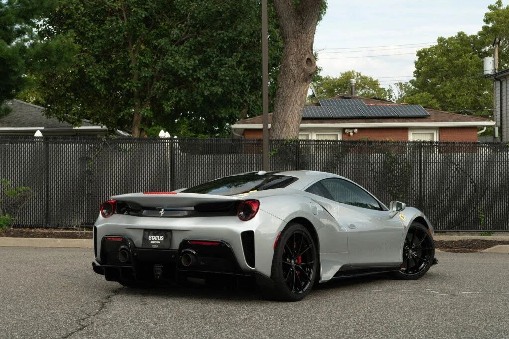 2019 Ferrari 488 Pista - Image 10 of 31