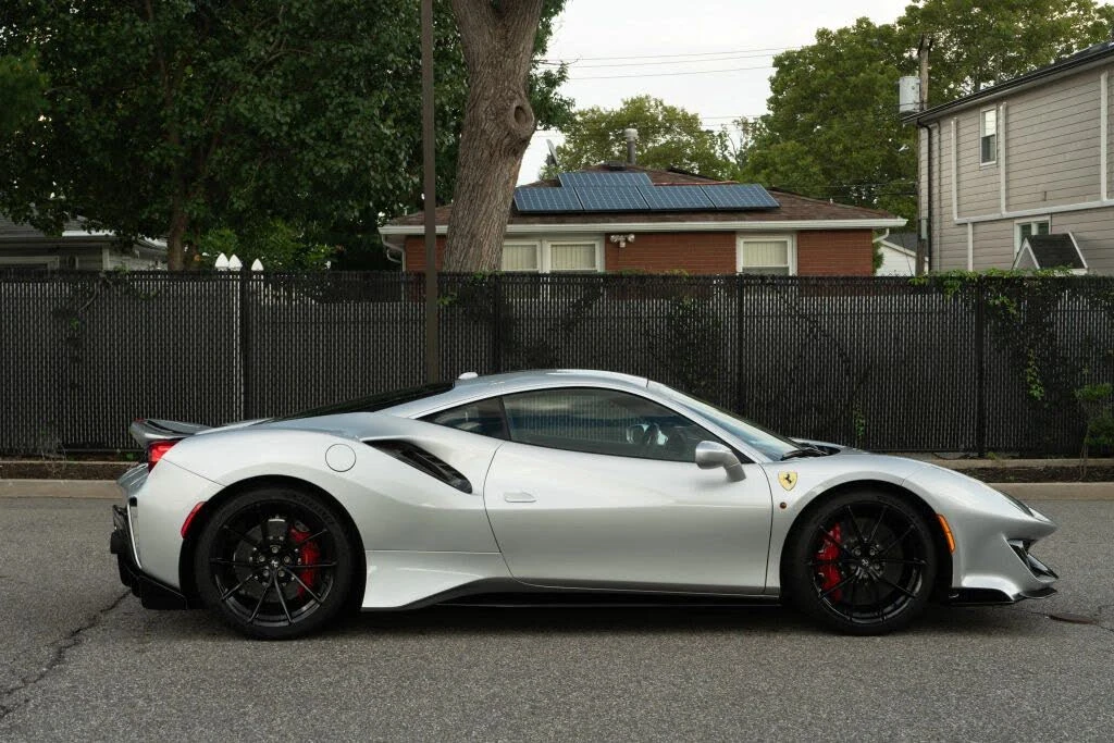2019 Ferrari 488 Pista - Image 8 of 31