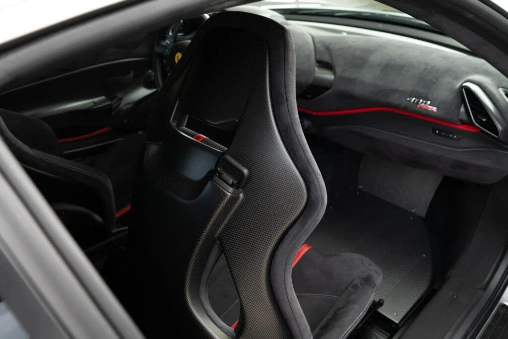 2019 Ferrari 488 Pista - Image 30 of 31