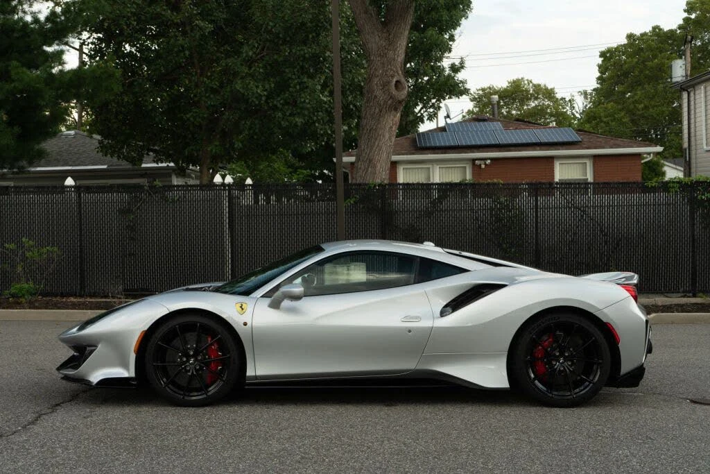 2019 Ferrari 488 Pista - Image 7 of 31