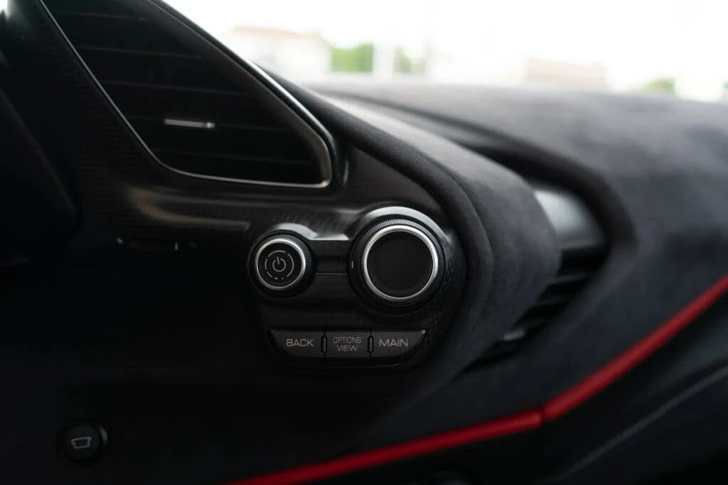 2019 Ferrari 488 Pista - Image 23 of 31