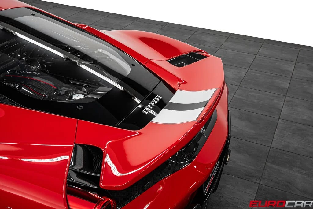 2019 Ferrari 488 Pista - Image 25 of 31