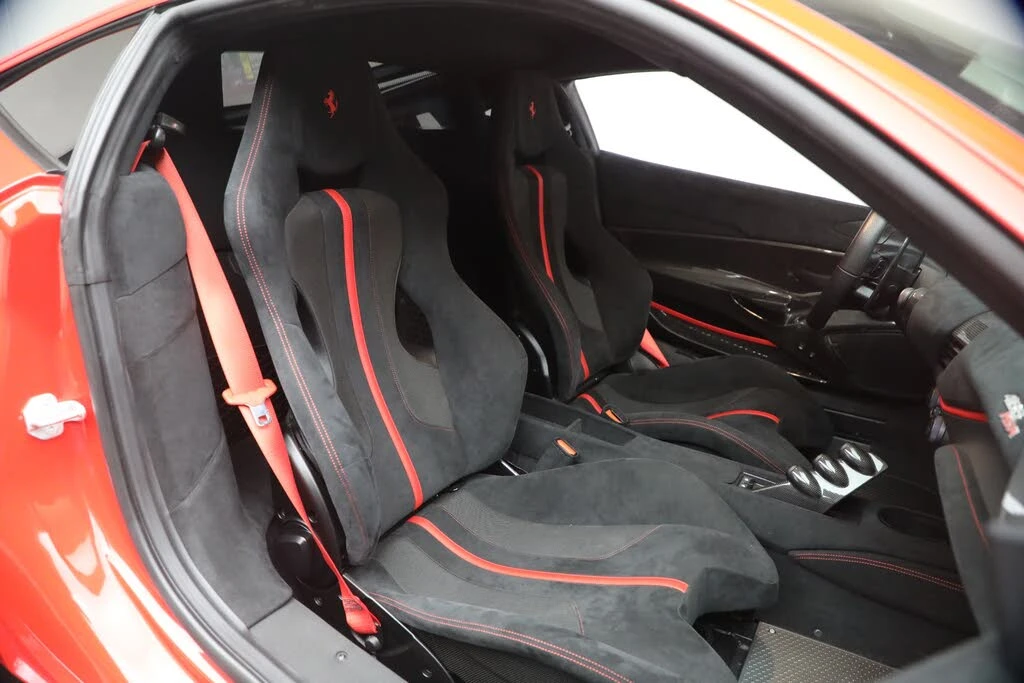 2019 Ferrari 488 Pista - Image 17 of 31
