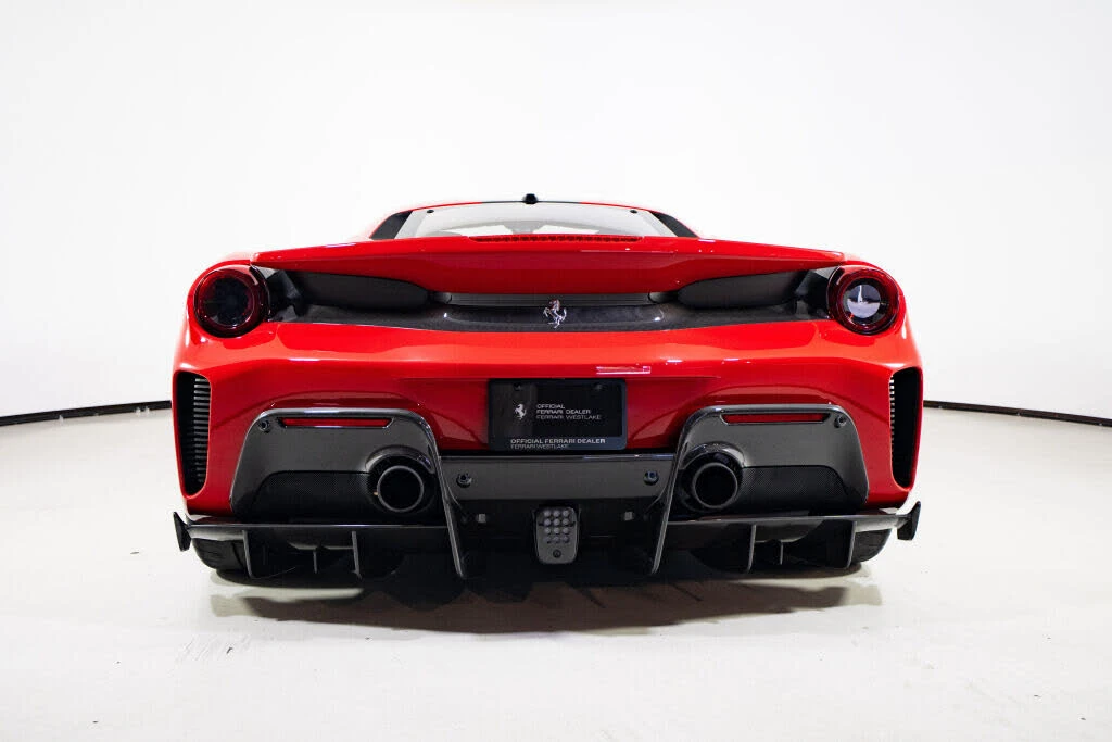 2019 Ferrari 488 Pista - Image 9 of 31