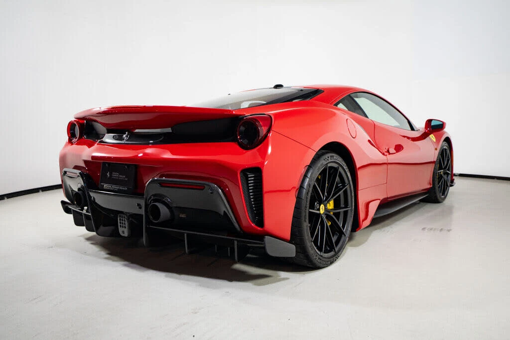 2019 Ferrari 488 Pista - Image 11 of 31
