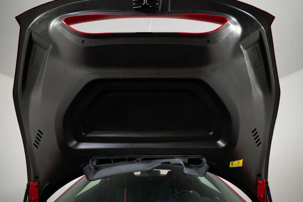 2019 Ferrari 488 Pista - Image 27 of 31