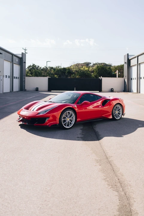2019 Abarth 1000 - Image 2 of 31