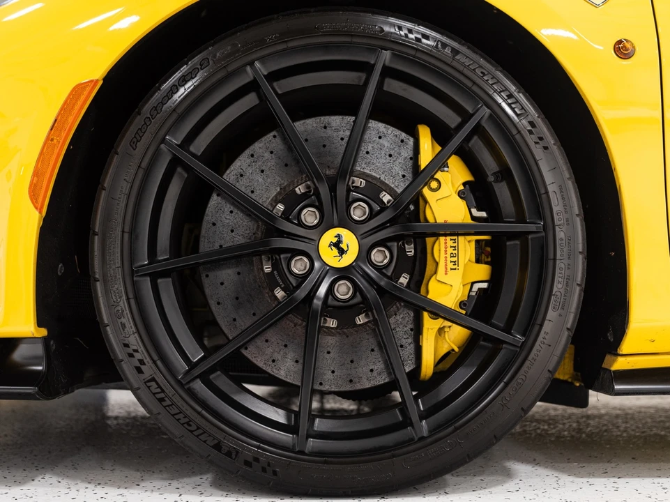 2019 Ferrari 488 Pista - Image 14 of 21