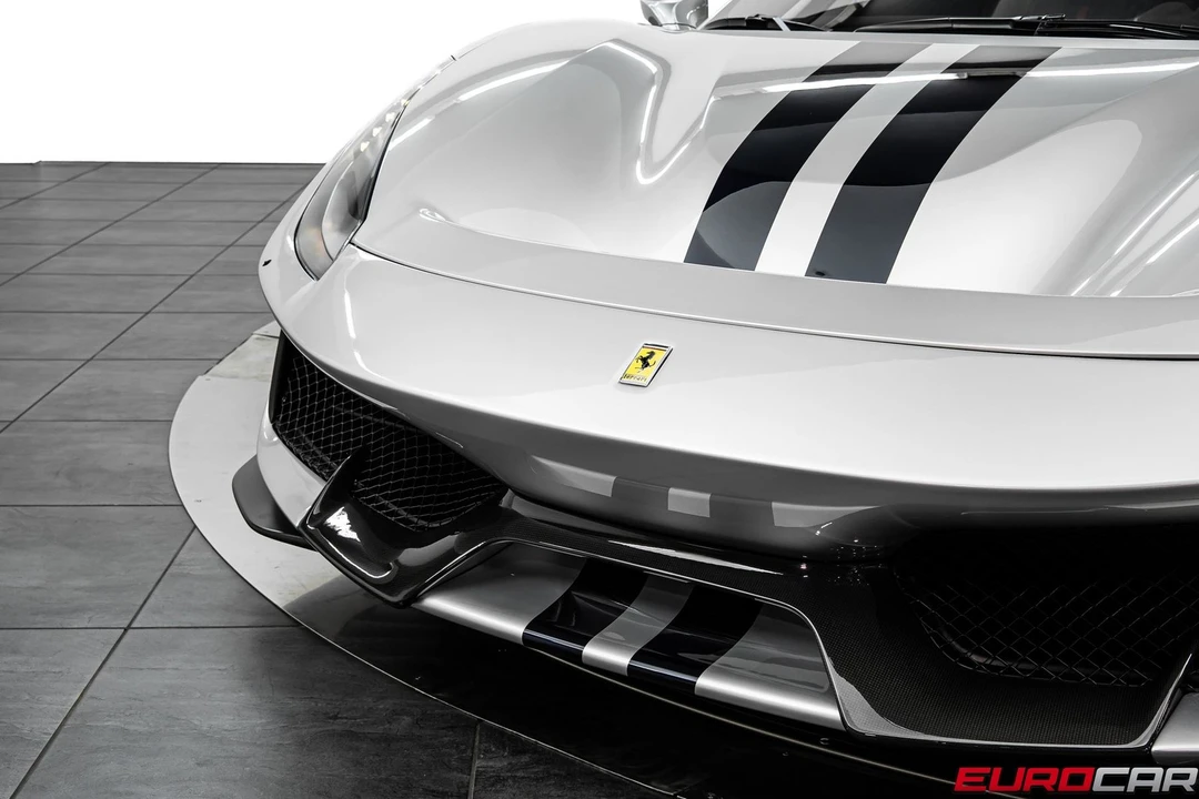 2019 Ferrari 488 Pista - Image 12 of 31