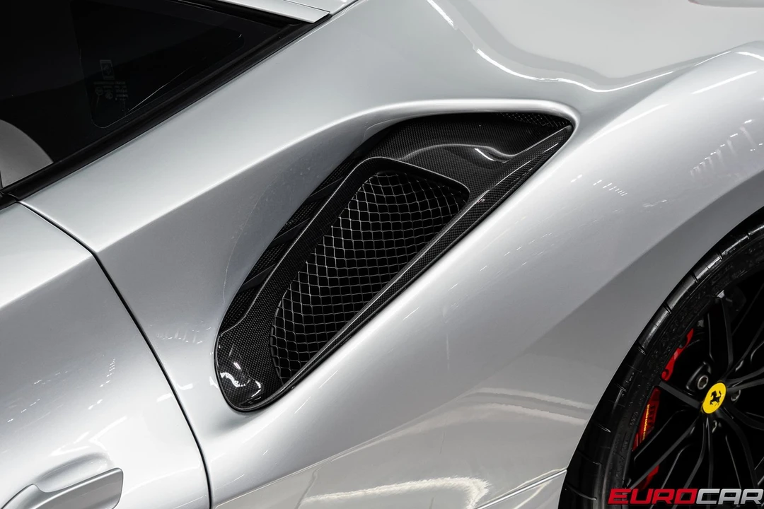 2019 Ferrari 488 Pista - Image 18 of 31