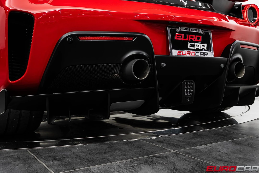 2019 Ferrari 488 Pista - Image 27 of 31