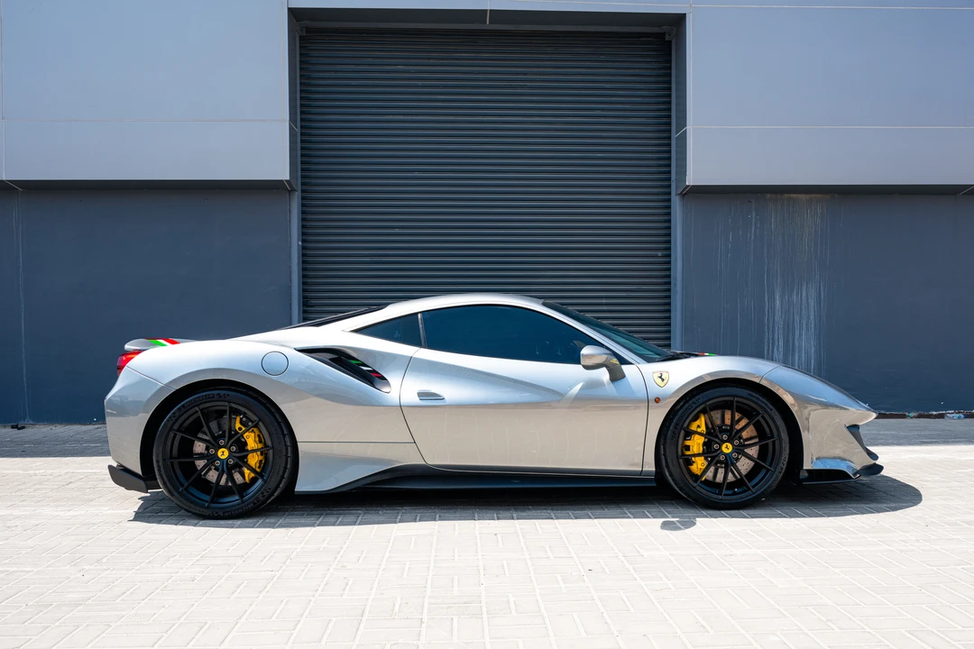 2019 Ferrari 488 Pista - Image 12 of 31