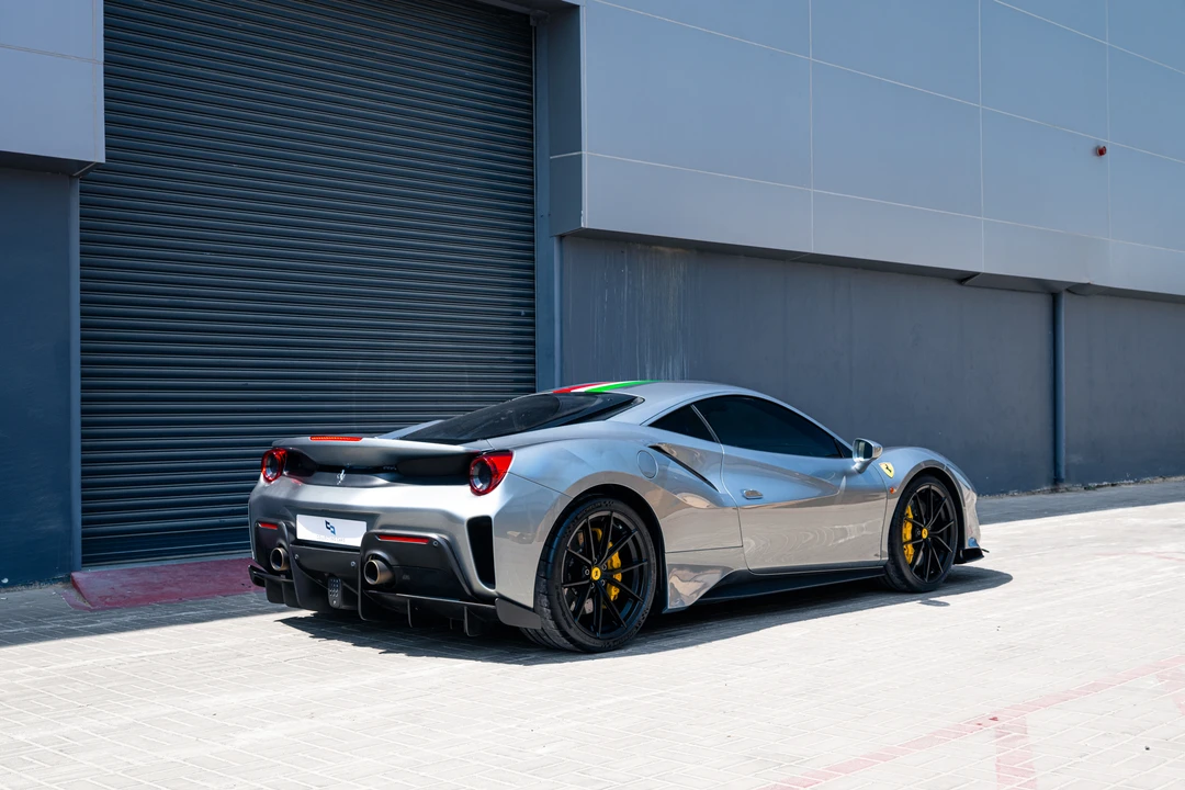2019 Ferrari 488 Pista - Image 25 of 31