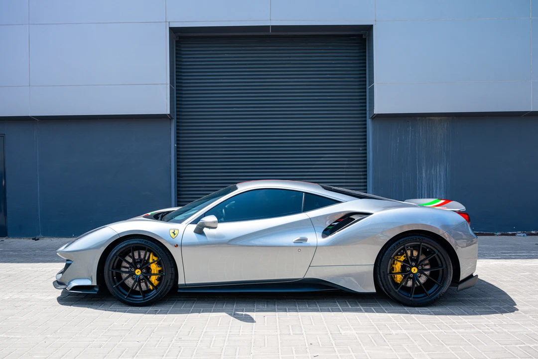 2019 Ferrari 488 Pista - Image 24 of 31
