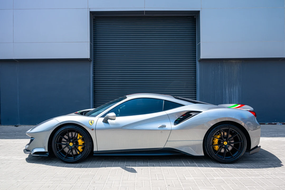 2019 Ferrari 488 Pista - Image 8 of 31