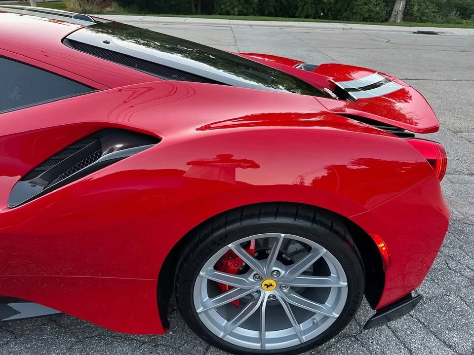 2019 Ferrari 488 Pista - Image 4 of 5
