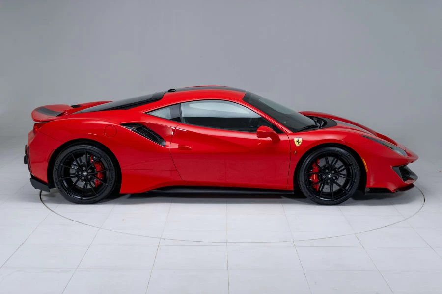 2019 Ferrari 488 Pista - Image 22 of 31