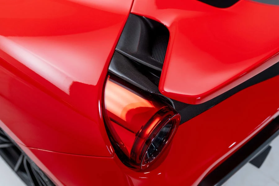 2019 Ferrari 488 Pista - Image 26 of 31