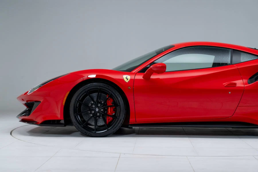 2019 Ferrari 488 Pista - Image 25 of 31